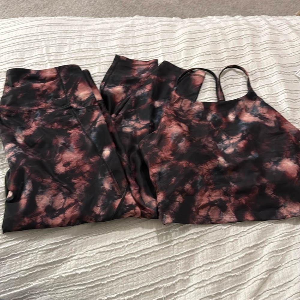 Old Navy Powersoft Womens Crop Tank & Leggings, Size XL